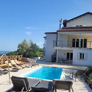 Apartman Mit Pool Kroatien Mit Meerblick Und Pool, Lovran