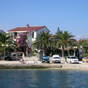 https://apartment-desa-zadar.hotelinzadar.com
