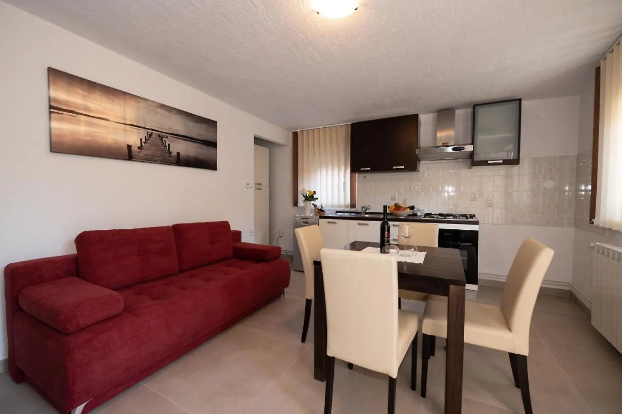 Kuca Za Odmor Nall Lovran Apartment