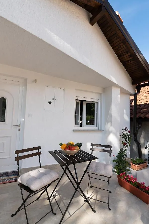 Apartment Kuca Za Odmor Nall Lovran