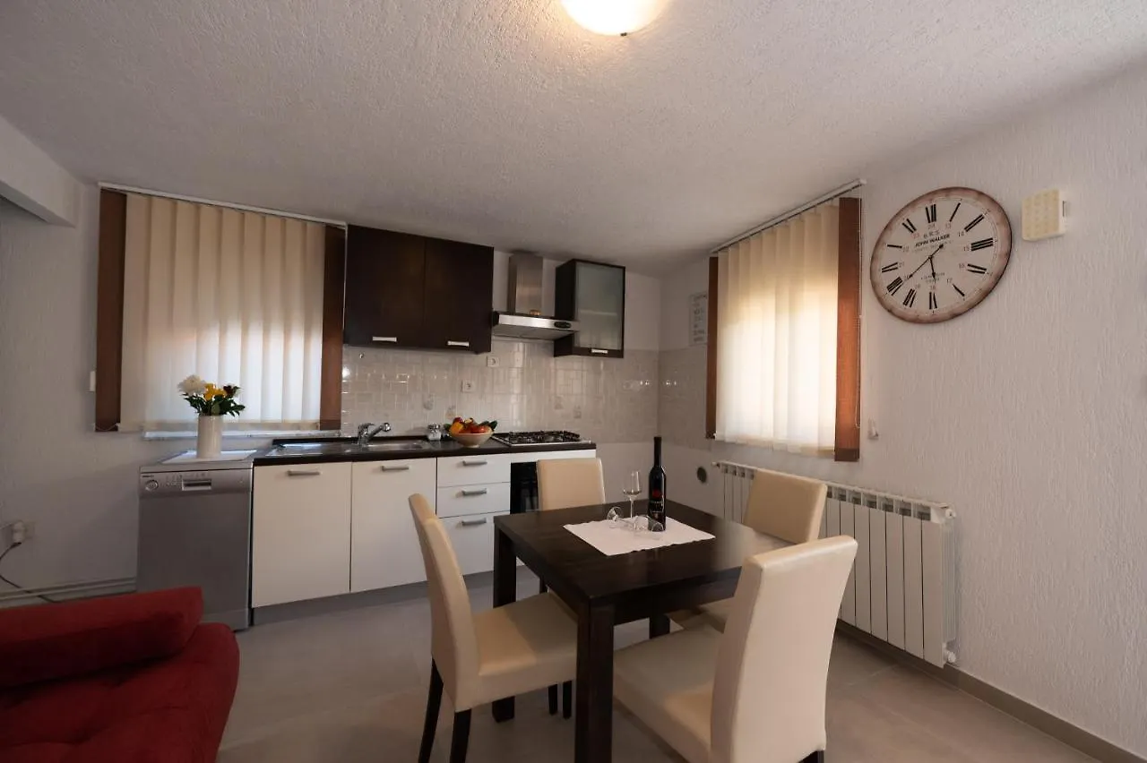 Kuca Za Odmor Nall Lovran Apartment